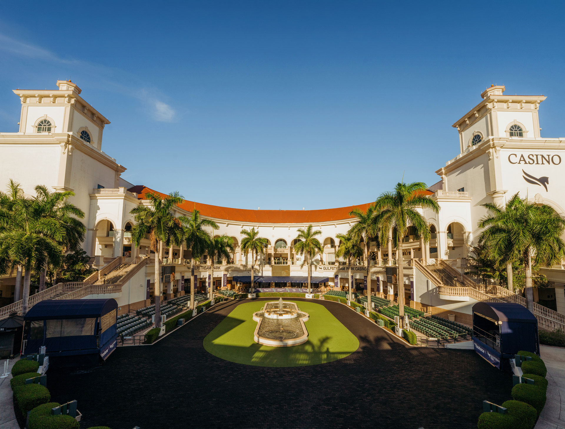 Bad Parrot Cafe at Gulfstream Park
